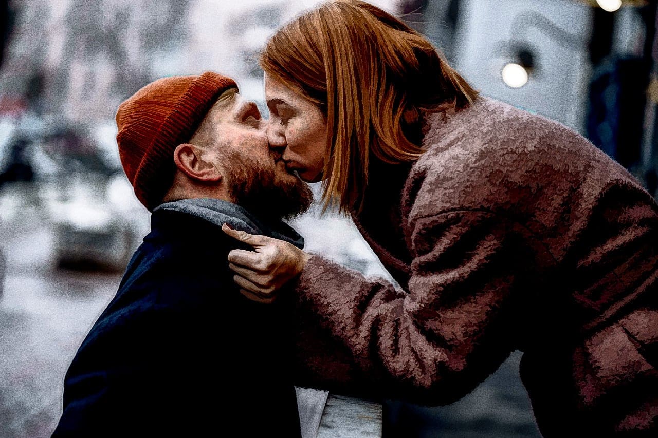 Couple Kissing - oil painting